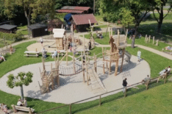 Nieuwe speeltuin Rosorum